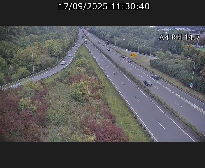 Traffic live webcam Luxembourg Jonction Lankelz - A4 - BK 14.7 - direction Luxembourg