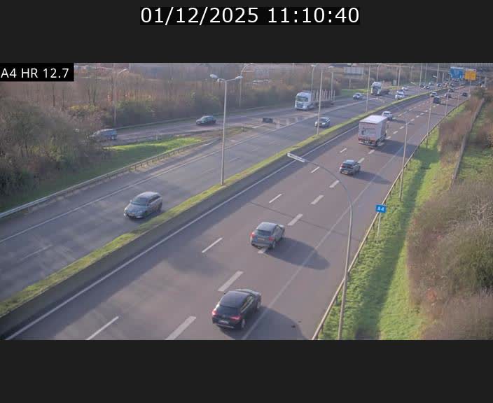 Traffic live webcam Luxembourg Esch sur Alzette - A4 - BK 12.7 - direction Esch-Belval