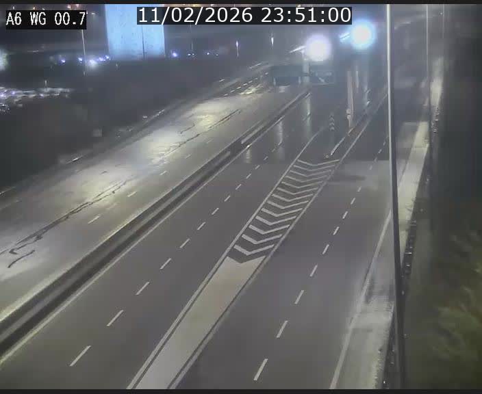 Traffic live webcam Luxembourg Croix de Cessange - A6 - BK 0.7 - direction A3 France