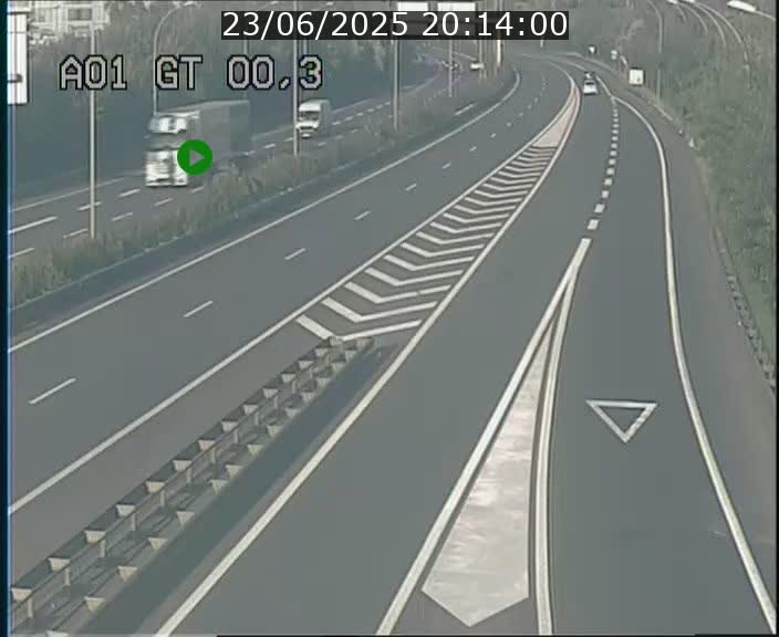 Traffic live webcam Luxembourg Croix de Gasperich - A1 direction Kirchberg - BK 0.3