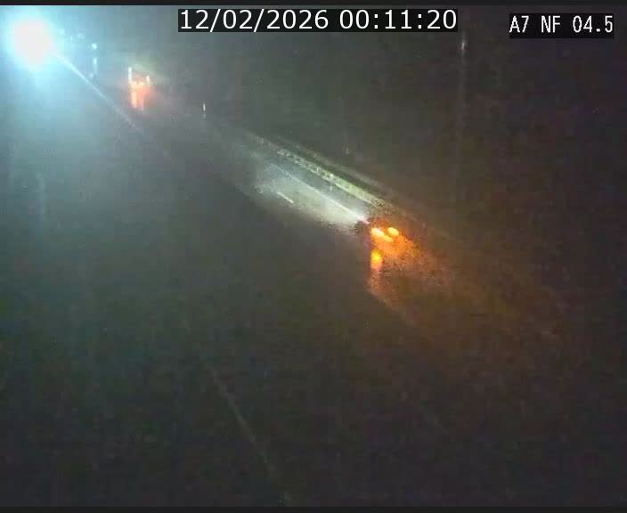 Caméra autoroute Luxembourg A7 - Passage à gibier Rëngelbour - direction Tunnel Grouft