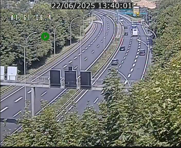 Traffic live webcam Luxembourg Hamm - A1 direction Sandweiler - BK 6.4