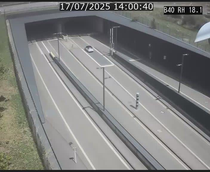 Webcam sur la route de contournement d'Esch-Belval avant le tunnel Central Gate au niveau de la porte de France et du radar fixe