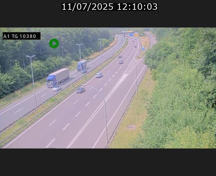 Traffic live webcam Luxembourg Senningerberg - A1 direction Luxembourg Kirchberg - BK 10.3