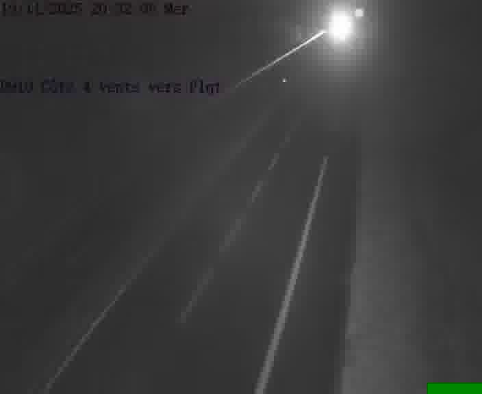 Webcam sur la D910 située dans la Côte des 4 vents. Vue orientée vers le haut de la côte, vers Faulquemont