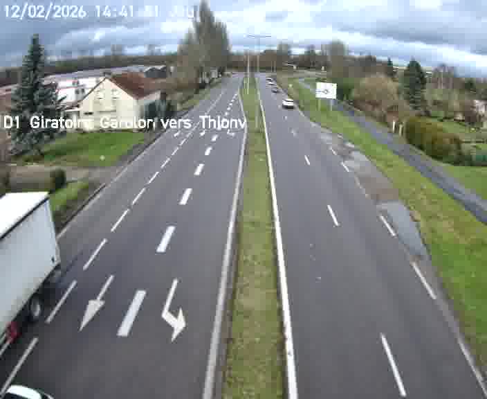 Webcam de surveillance sur D1 (France) à Ennery, cadrée vers Thionville, proposant une information routière utile aux déplacements quotidiens.