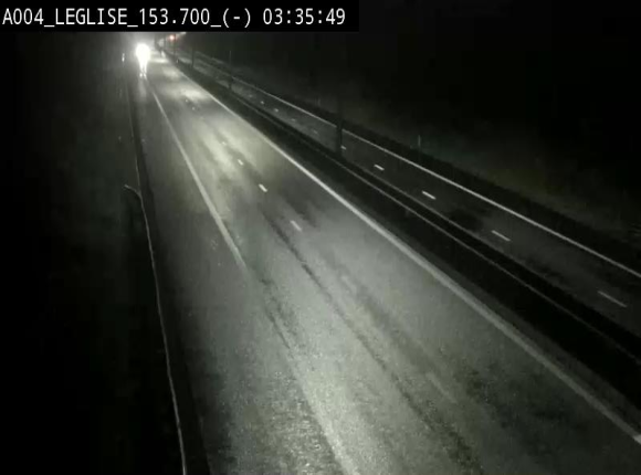 Webcam autoroute A4 (E411-E25) à Léglise, avant la jonction avec la N40. Vue orientée vers Bruxelles
