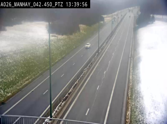 Webcam autoroute A26/E25 à hauteur de Manhay, à la jonction avec la N651 en direction de Liège - BK 42.4
