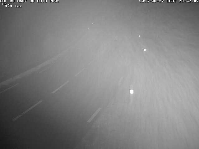Webcam à 406 mètres d'altitude au niveau du col du haut du bois sur la RD32