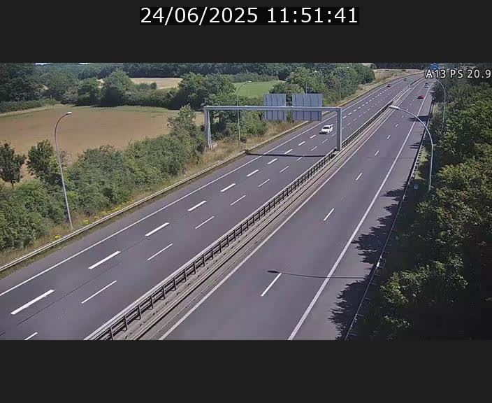 Traffic live webcam Luxembourg Croix de Bettembourg, rond-point d'Hellange - A13 direction Allemagne - BK 20.9