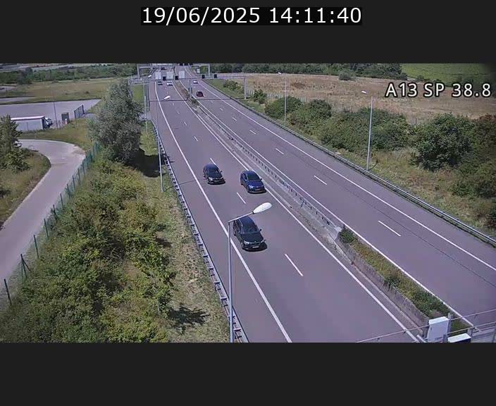 Webcam autoroute A13 à l'entrée ouest du tunnel Markusbierg à Schengen. Vue orientée vers le tunnel et l'Allemagne