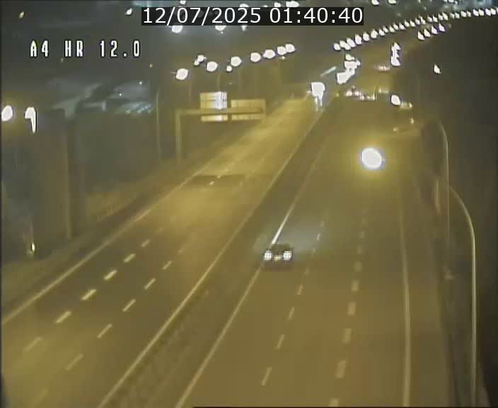 Traffic live webcam Luxembourg Jonction Foetz - A4 - BK 12.0 - direction Esch sur Alzette