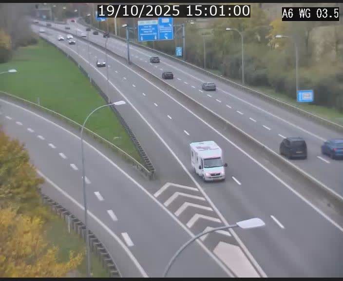 Traffic live webcam Luxembourg - Croix de Cessange - A6 - BK 3.5 - direction France/Allemagne