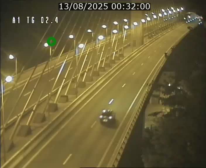 Traffic live webcam Luxembourg Sandweiler - A1 direction Luxembourg-ville - BK 2.4
