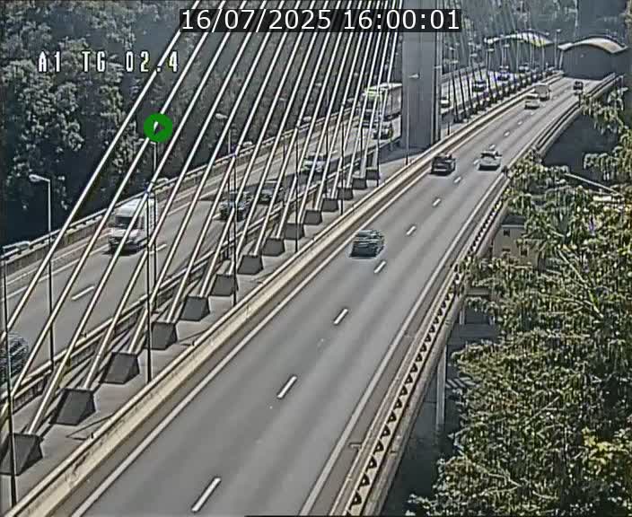 Traffic live webcam Luxembourg Sandweiler - A1 direction Luxembourg-ville - BK 2.4