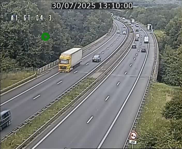 Traffic live webcam Luxembourg Itzig - A1 direction Sandweiler - BK 4.3