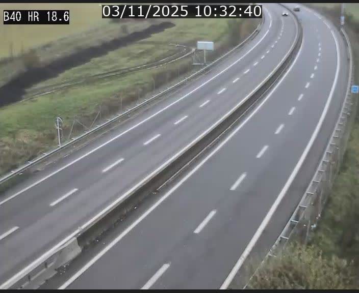 Webcam sur la route de liaison entre Micheville et Esch-Belval à la frontière entre le Luxembourg et la France. Vue orientée vers la Lorraine.