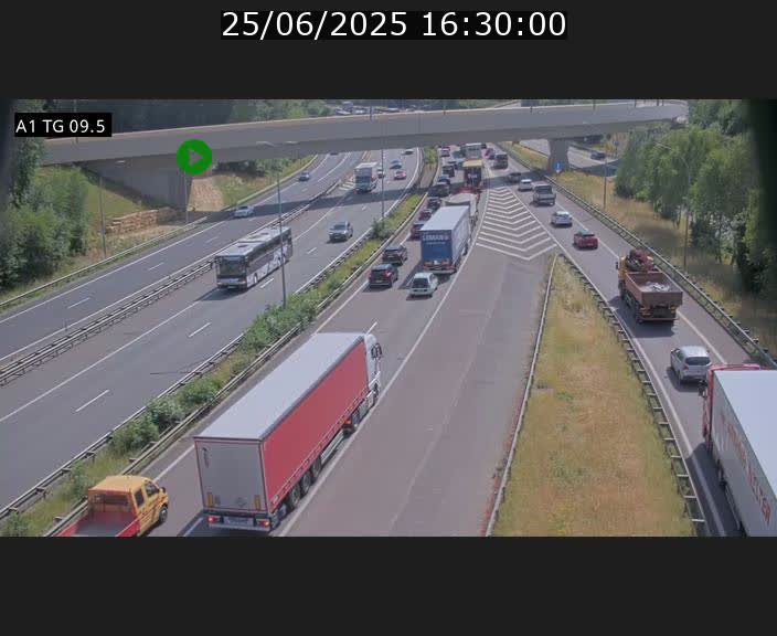 Traffic live webcam Luxembourg Jonction Grünewald - A1 direction Luxembourg-ville - BK 9.5