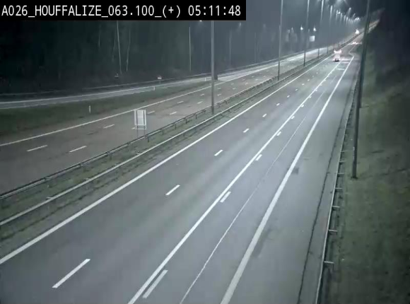 Webcam autoroute des Ardennes (E25/A26) à hauteur d'Houffalize. Vue orientée vers Baraque de Fraiture