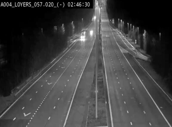 Webcam E411 au niveau du viaduc de Beez à Loyers, entre Champion et Warissoulx. Vue orientée vers Bruxelles