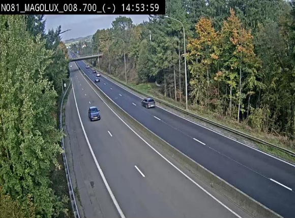 Webcam sur la N81 (E411) à hauteur de la jonction avec la N883. Vue orientée vers Arlon