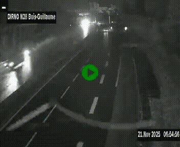 Webcam routière à hauteur de Bois-Guillaume en périphérie de Rouen. Vue orientée vers Rouen