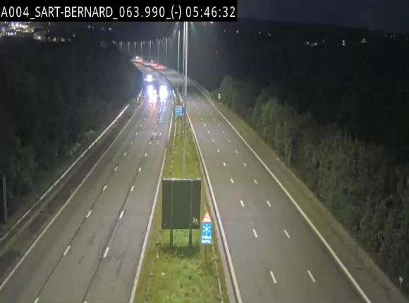 Webcam E411 à hauteur d'Assesse en provenance d'Arlon ou de la N4 vers Namur