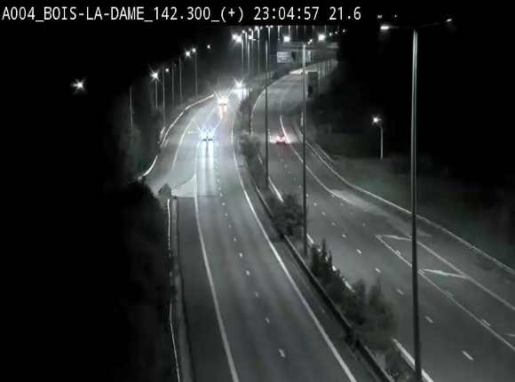 Webcam située entre la sortie 29 Neufchâteau et la jonction avec l'E25 en direction de Liège et Luxembourg