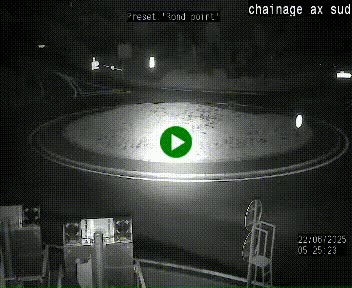 Webcam au nord d'Ax-les-Thermes au niveau de l'aire de chaînage de la N20. Vue orientée vers les Pyrénées, en direction de Pas de la Case