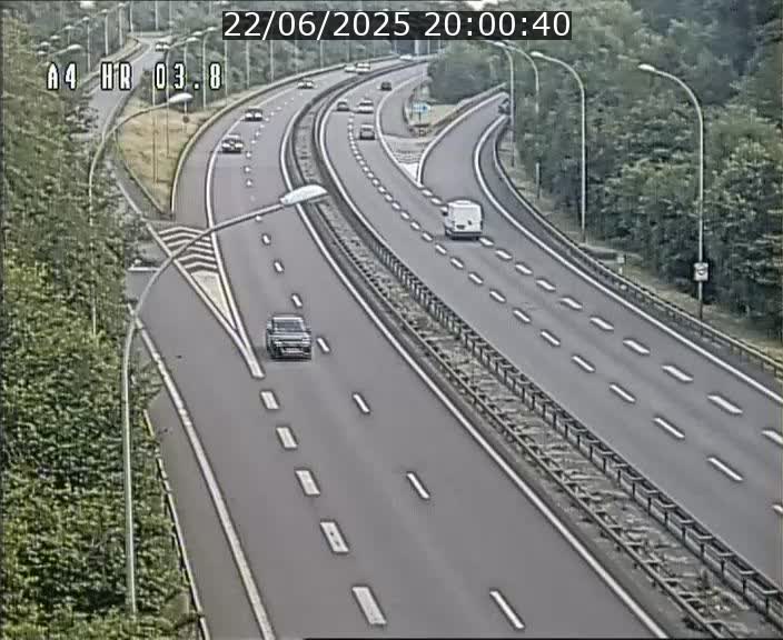 Webcam traffic A4 Luxembourg - BK 3.8 - Leudelange (direction Esch sur Alzette)