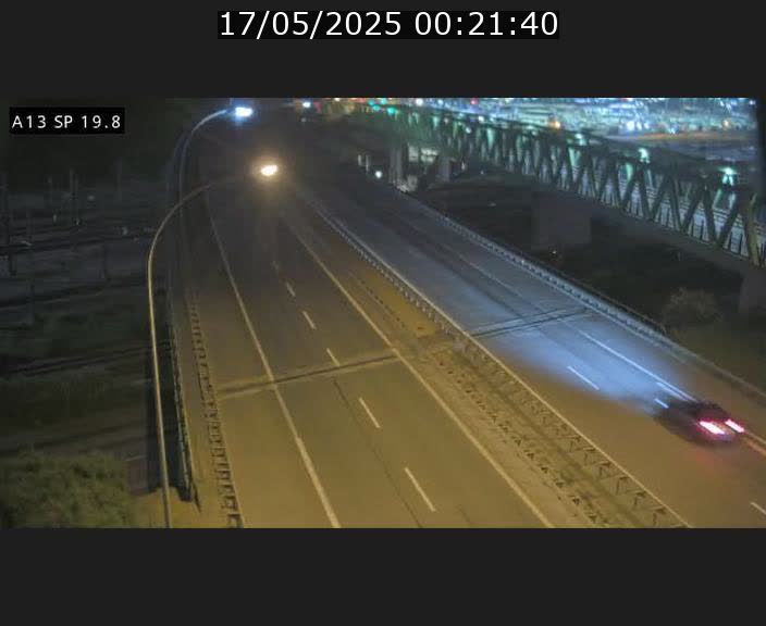 Traffic live webcam Luxembourg Croix de Bettembourg - A13 direction Esch-sur-Alzette - BK 19.8