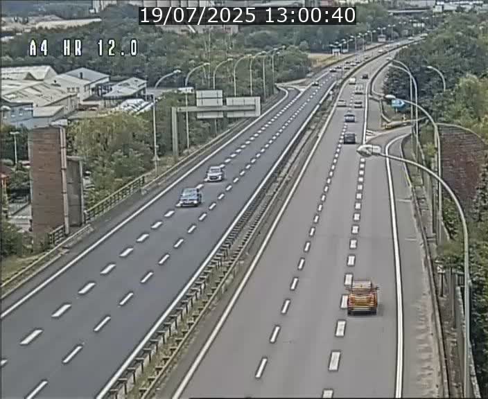 Traffic live webcam Luxembourg Jonction Foetz - A4 - BK 12.0 - direction Esch sur Alzette