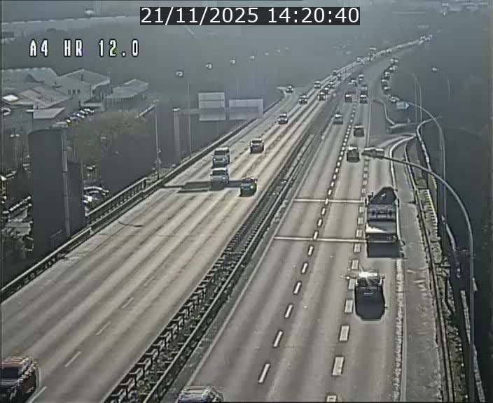 Traffic live webcam Luxembourg Jonction Foetz - A4 - BK 12.0 - direction Esch sur Alzette