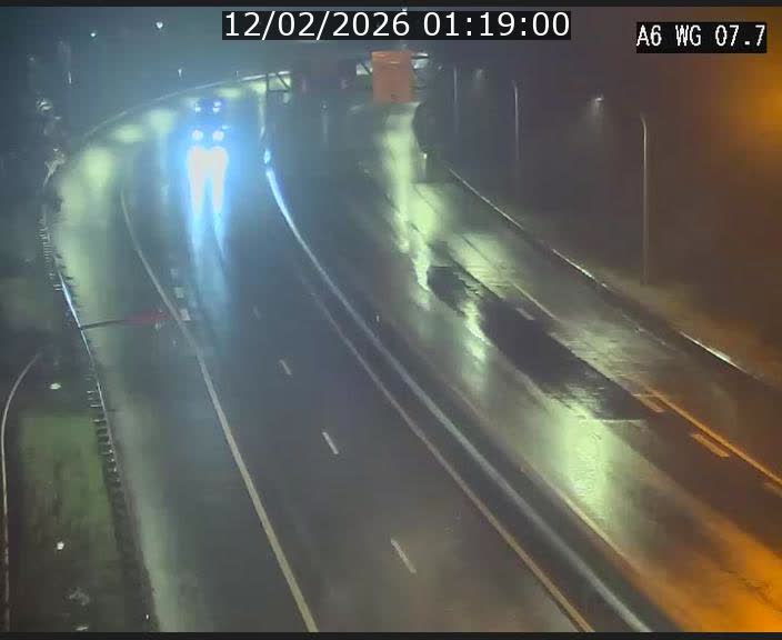 Traffic live webcam Luxembourg - Bridel - A6 - BK 7.7 - direction Belgique