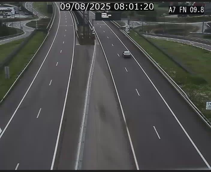 Caméra trafic Luxembourg - A7, Tunnel Gousselerbierg, sortie sud, direction rond-point Lorentzweiler (BK 9.9)