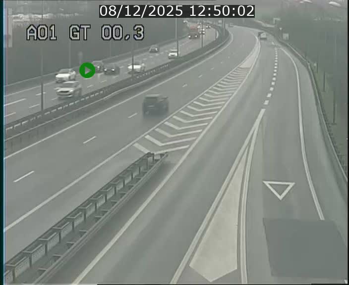 Traffic live webcam Luxembourg Croix de Gasperich - A1 direction Kirchberg - BK 0.3