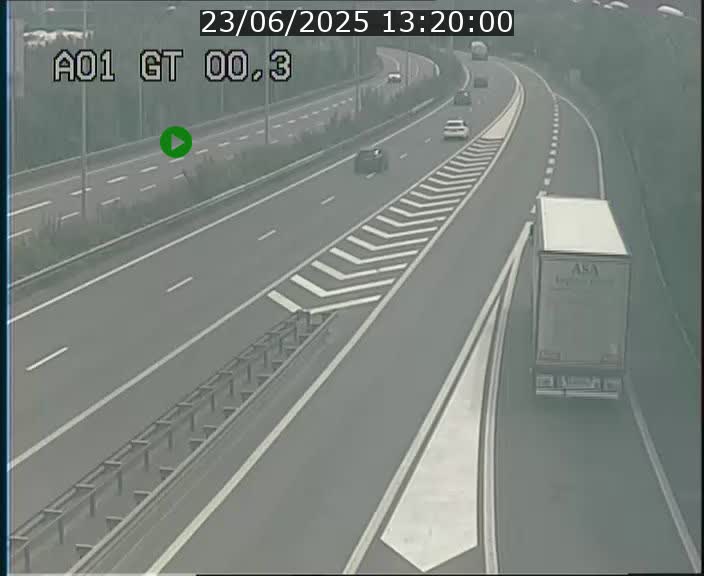 Traffic live webcam Luxembourg Croix de Gasperich - A1 direction Kirchberg - BK 0.3