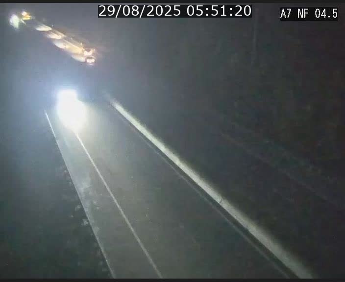 Caméra autoroute Luxembourg A7 - Passage à gibier Rëngelbour - direction Tunnel Grouft