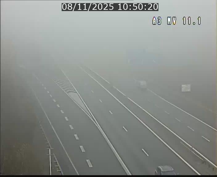 Traffic live webcam Luxembourg Croix de Bettembourg A3 - BK 11.1 - direction Luxembourg-ville