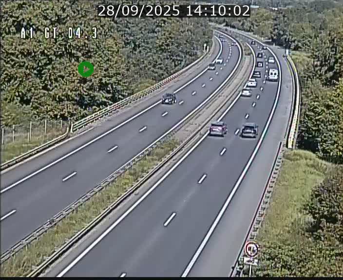 Traffic live webcam Luxembourg Itzig - A1 direction Sandweiler - BK 4.3