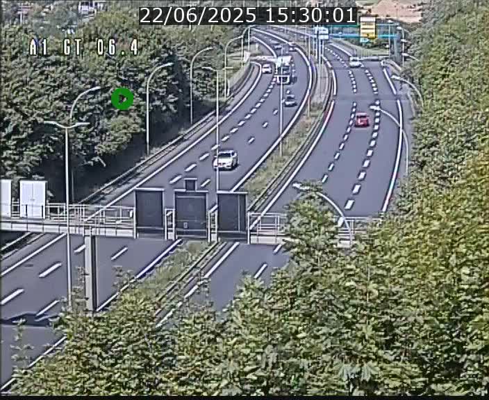 Traffic live webcam Luxembourg Hamm - A1 direction Sandweiler - BK 6.4