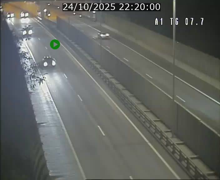 Traffic live webcam Luxembourg Kirchberg - A1 direction Luxembourg-ville - BK 7.7