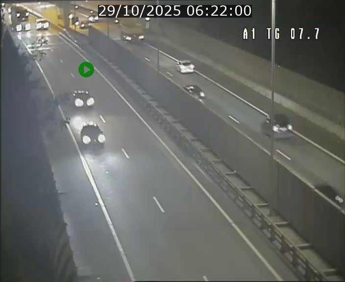 Traffic live webcam Luxembourg Kirchberg - A1 direction Luxembourg-ville - BK 7.7