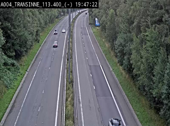 Caméra trafic E411 (A4) - Transinne direction Namur - BK 113.425
