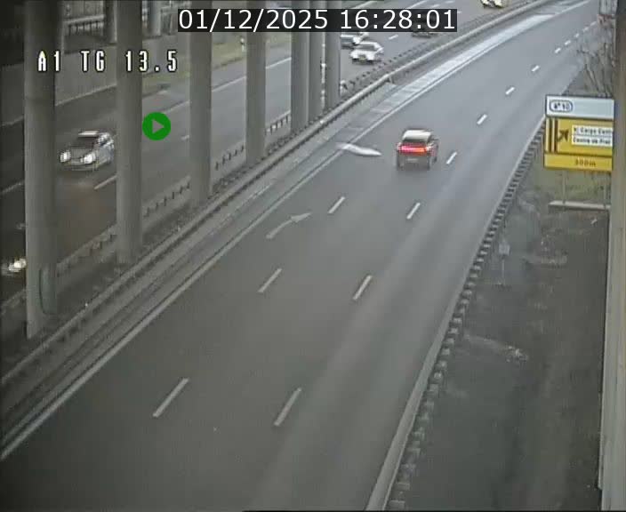 Traffic live webcam Luxembourg Senningen - A1 direction Luxembourg - BK 13.5