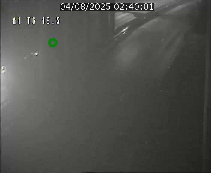 Traffic live webcam Luxembourg Senningen - A1 direction Luxembourg - BK 13.5