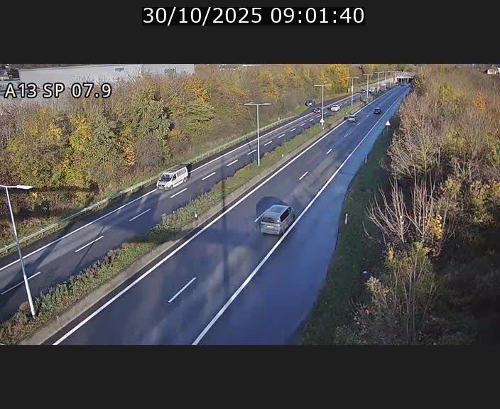 Traffic live webcam Luxembourg Jonction Lankelz - A13 direction Pétange - BK 7.9