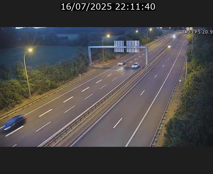 Traffic live webcam Luxembourg Croix de Bettembourg, rond-point d'Hellange - A13 direction Allemagne - BK 20.9
