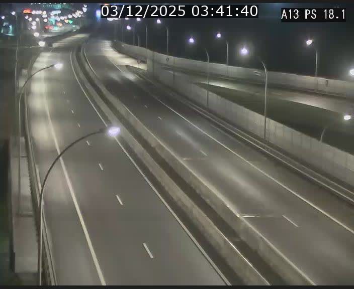 Traffic live webcam Luxembourg Dudelange - A13 direction Croix de Bettembourg - BK 18.1