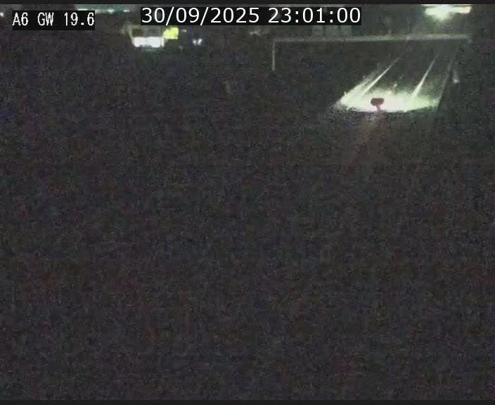 Traffic live webcam Luxembourg - Steinfort - A6 - BK 19.6 - direction Belgique